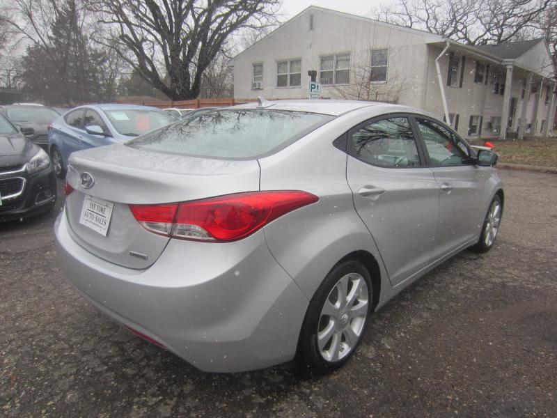 Hyundai Elantra GLS 4D Sedan 2013
