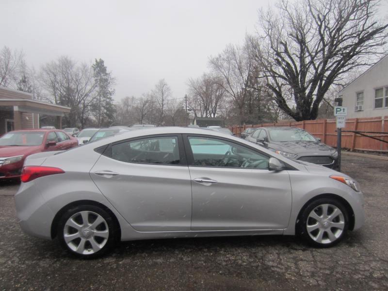 Hyundai Elantra GLS 4D Sedan 2013