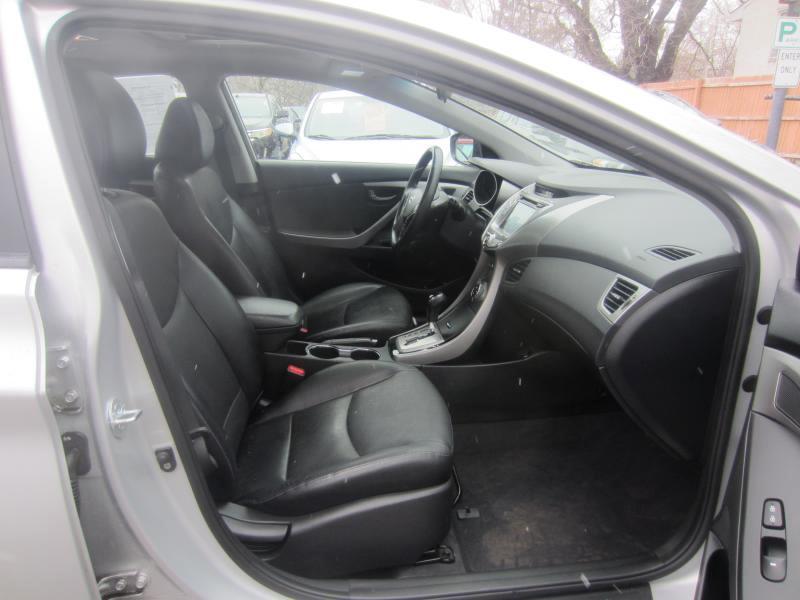 Hyundai Elantra GLS 4D Sedan 2013