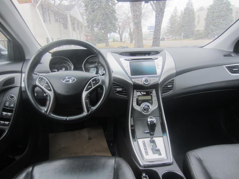 Hyundai Elantra GLS 4D Sedan 2013