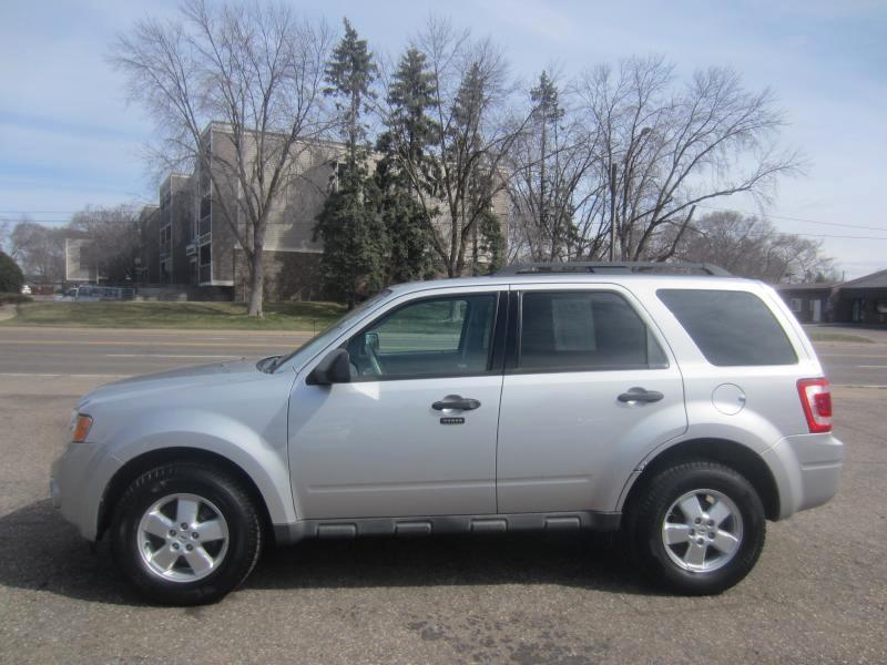 Ford Escape XLT FWD I4 2009