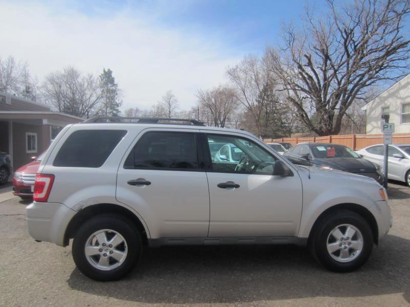 Ford Escape XLT FWD I4 2009