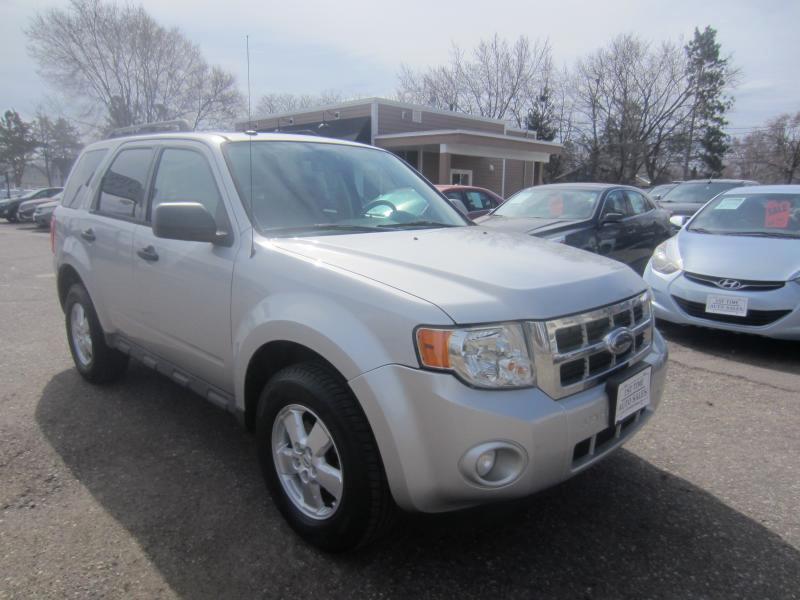 Ford Escape XLT FWD I4 2009