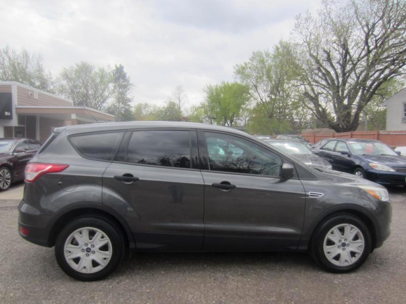 Ford Escape S FWD 2015