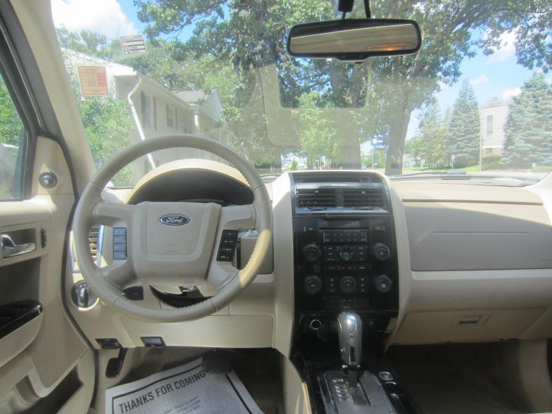 Ford Escape Limited FWD 2012