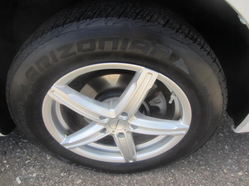 Toyota Sienna XLE FWD 2008