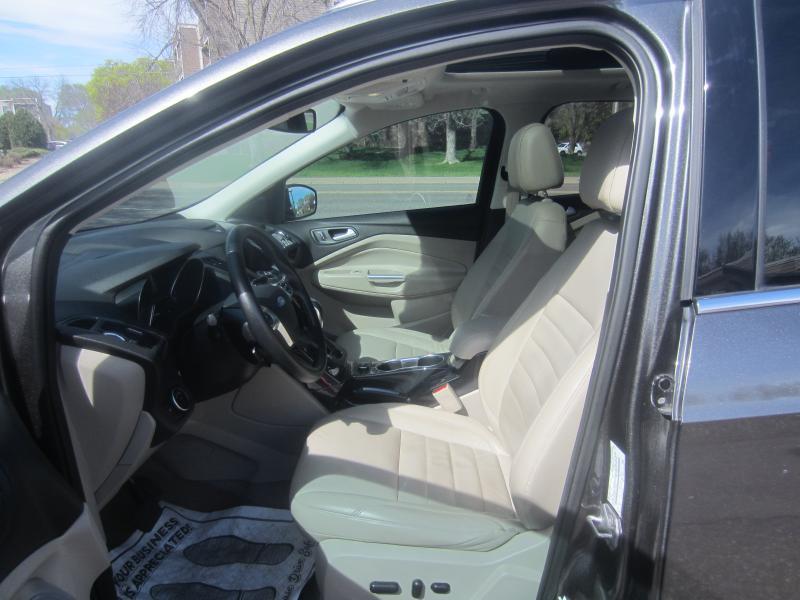 Ford Escape Titanium 4WD 2015