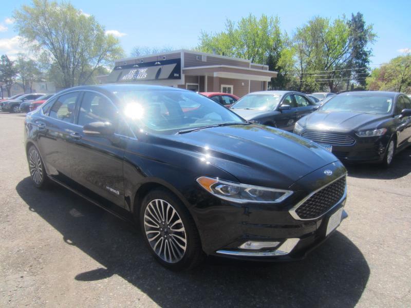 Ford Fusion Hybrid Titanium 2017