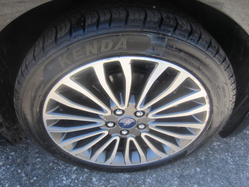 Ford Fusion Hybrid Titanium 2017