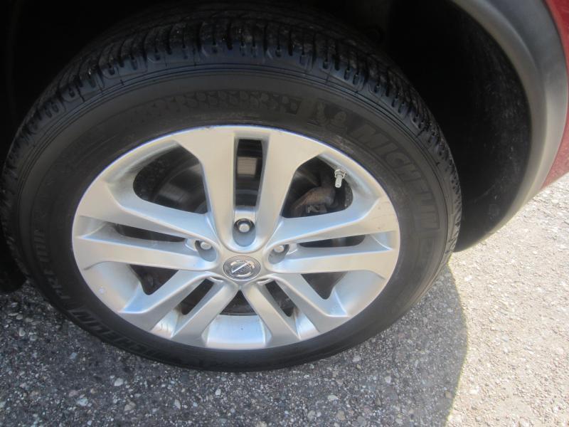 Nissan Juke SL FWD 2012