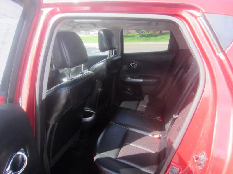 Nissan Juke SL FWD 2012