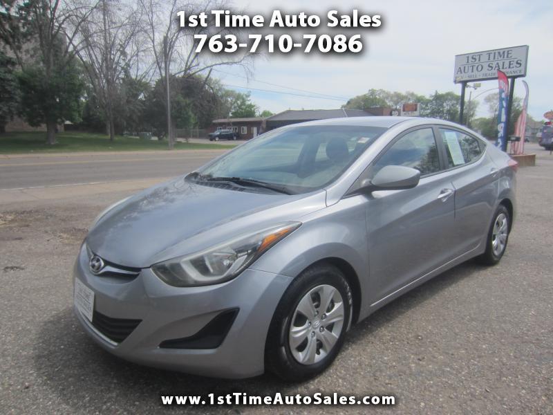 Hyundai Elantra SE 6AT 2016