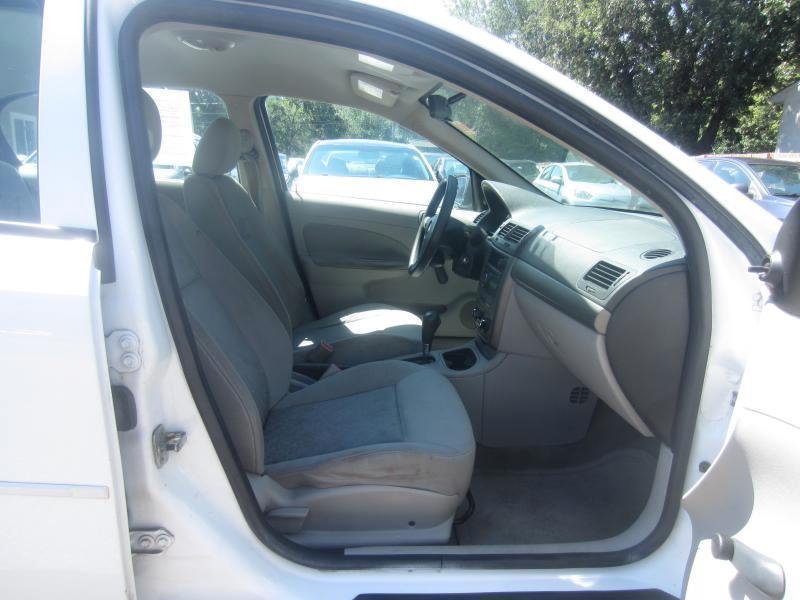 Chevrolet Cobalt LS Sedan 2008