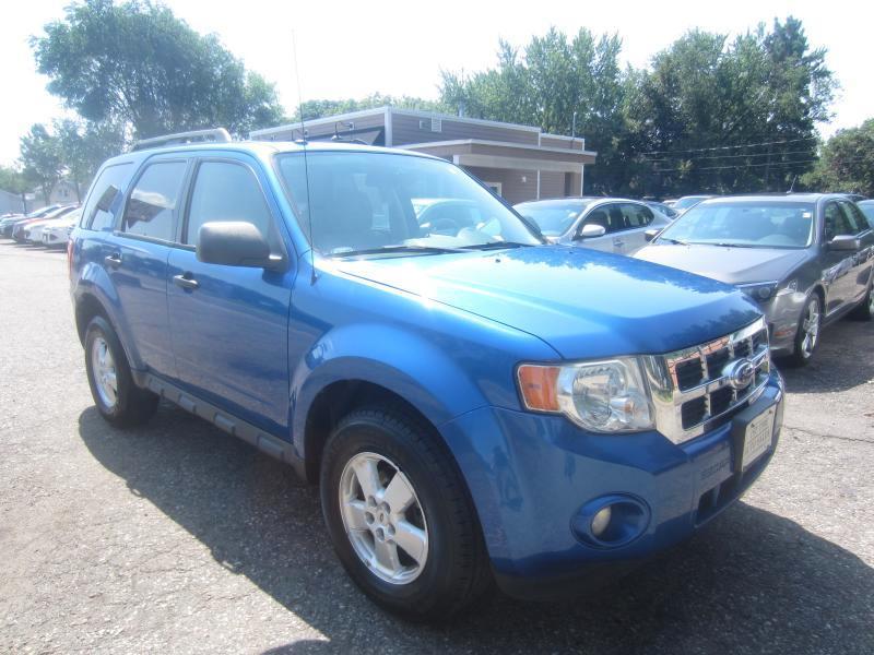 Ford Escape XLT FWD 2012