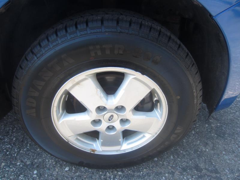 Ford Escape XLT FWD 2012
