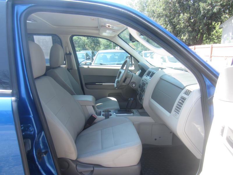 Ford Escape XLT FWD 2012