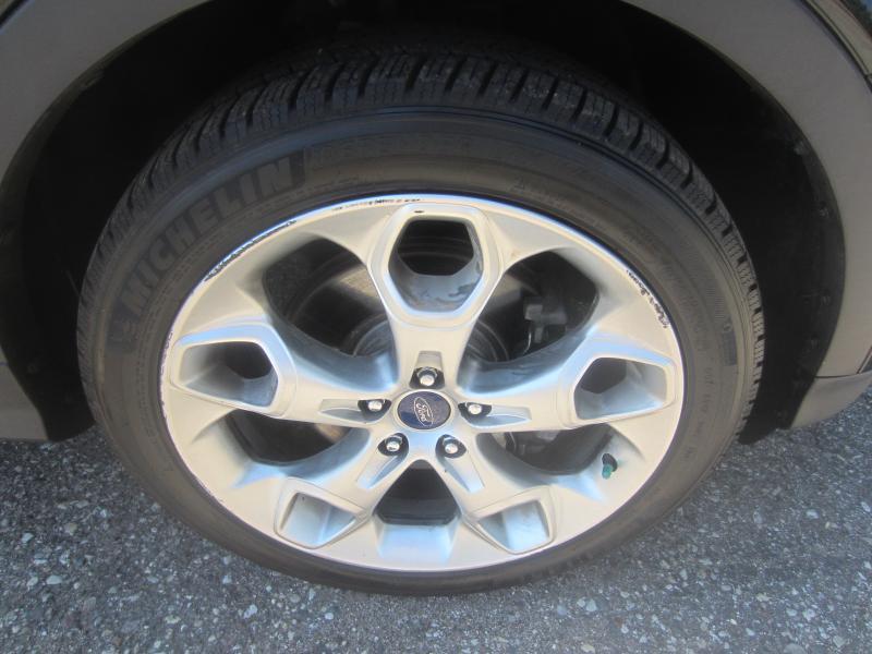 Ford Escape Titanium 4WD 2014