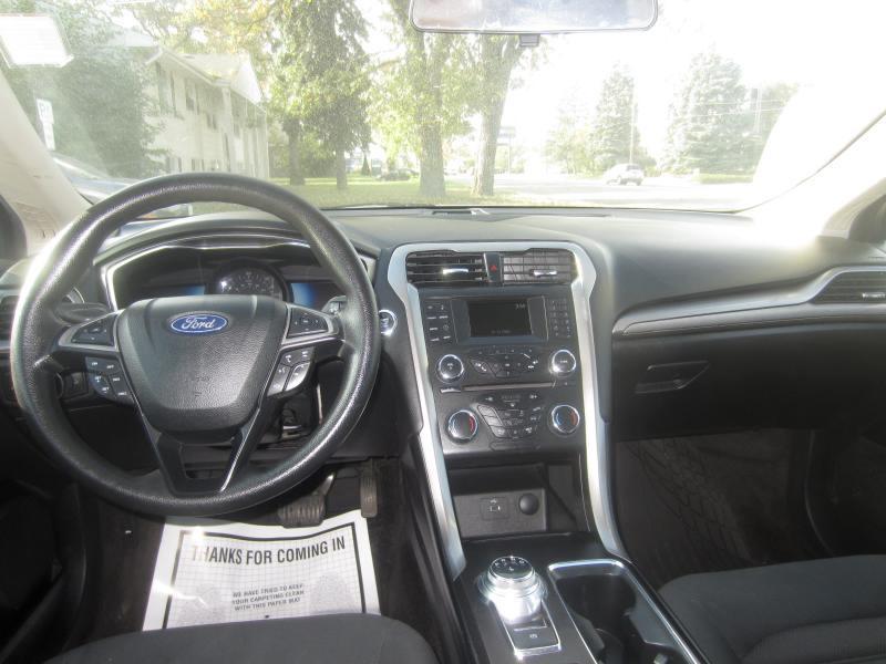 Ford Fusion Hybrid SE 2018