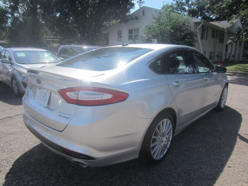 Ford Fusion Hybrid Titanium 2014