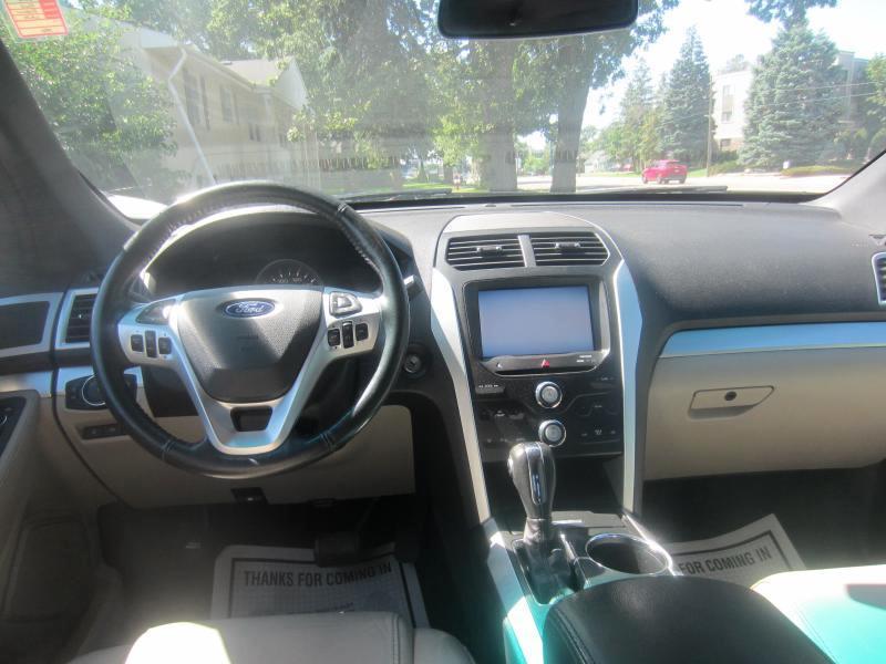 Ford Explorer XLT 4WD 2014