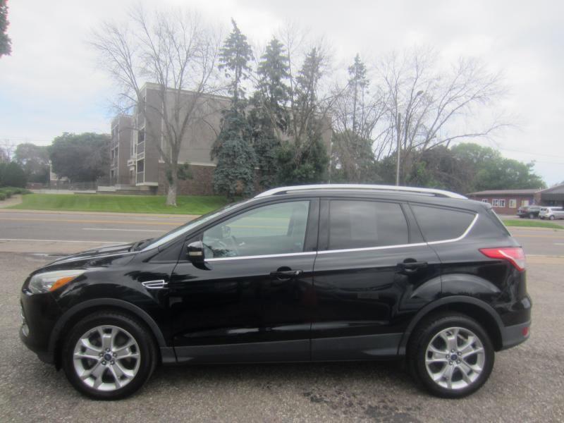 Ford Escape Titanium 4WD 2016
