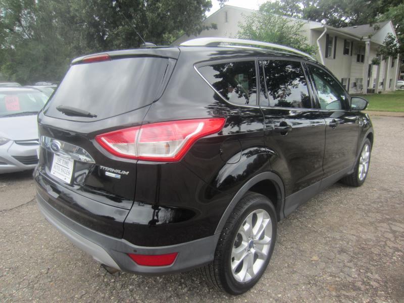 Ford Escape Titanium 4WD 2016