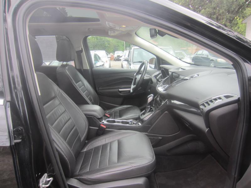 Ford Escape Titanium 4WD 2016