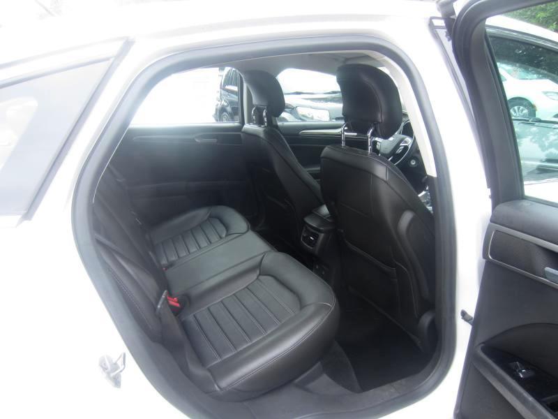 Ford Fusion Hybrid SE 2014