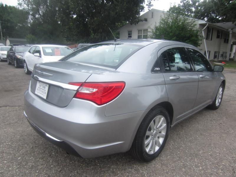 Chrysler 200 Touring 2014