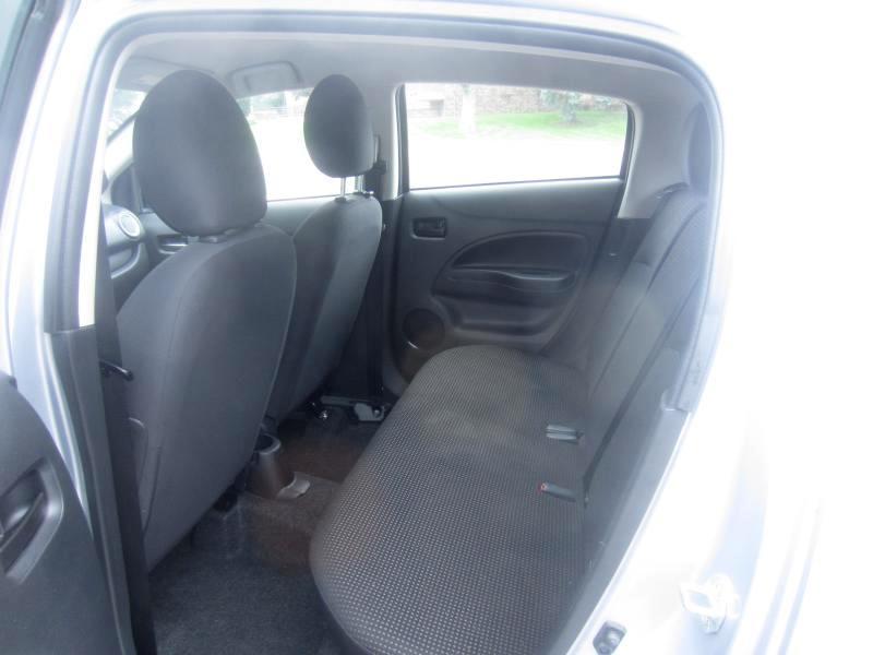 Mitsubishi Mirage DE 2015
