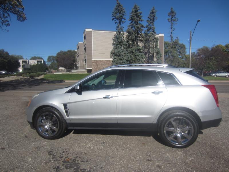 Cadillac SRX Premium Collection AWD 2010