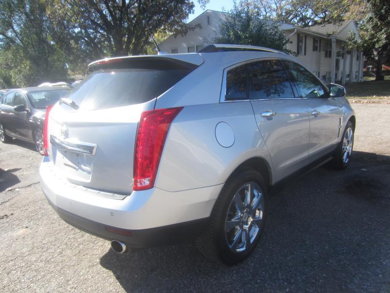 Cadillac SRX Premium Collection AWD 2010