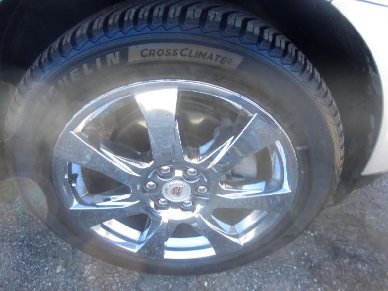 Cadillac SRX Premium Collection AWD 2010