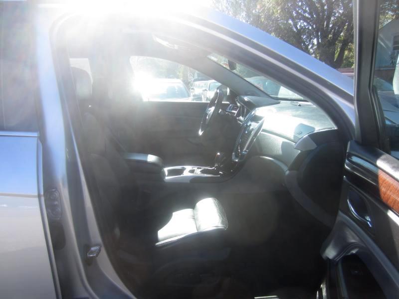 Cadillac SRX Premium Collection AWD 2010