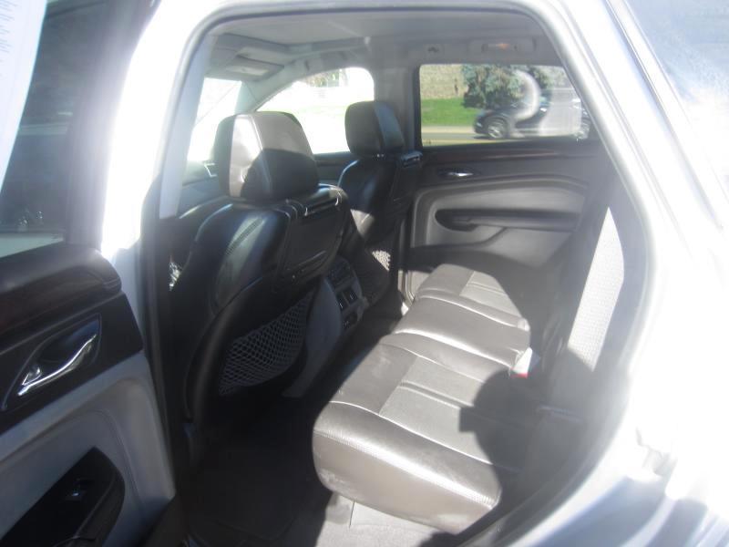 Cadillac SRX Premium Collection AWD 2010