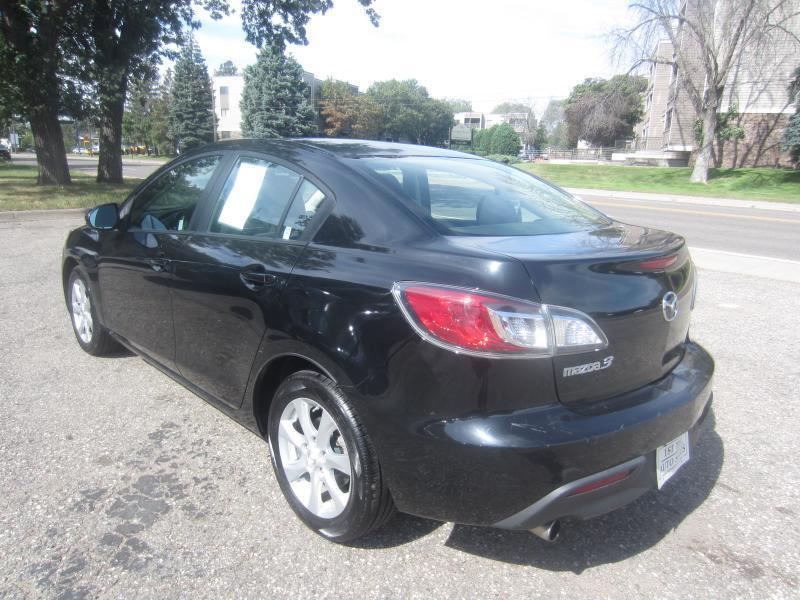 Mazda MAZDA3 i SV 4-Door 2010