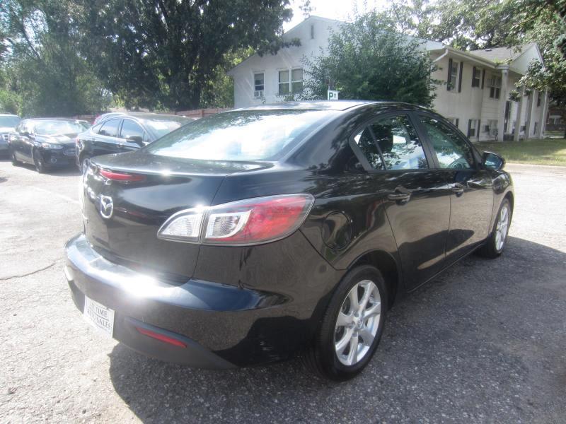Mazda MAZDA3 i SV 4-Door 2010