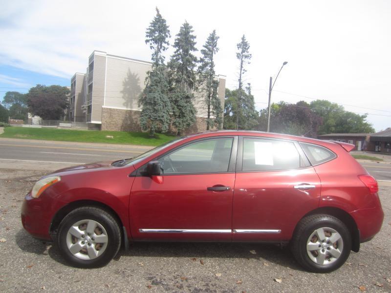 Nissan Rogue S AWD 2013