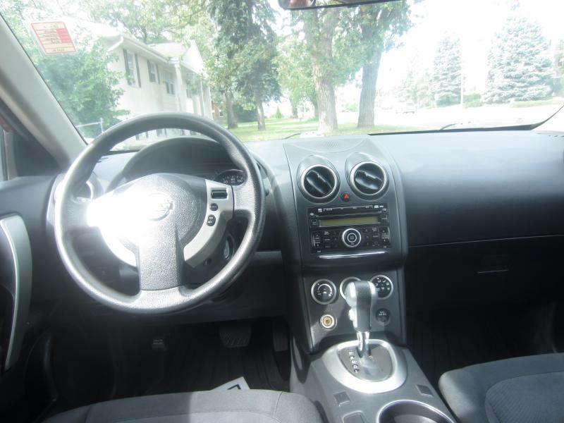 Nissan Rogue S AWD 2013