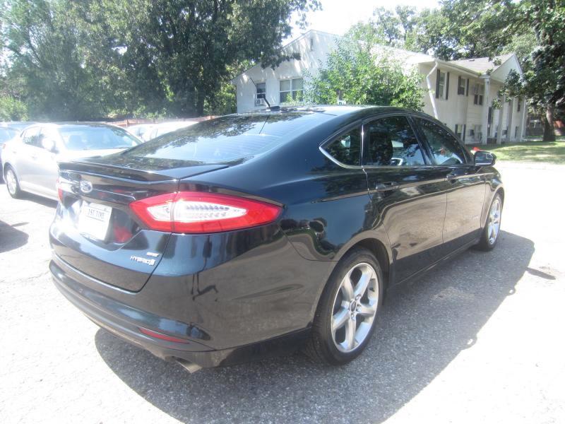 Ford Fusion Hybrid SE 2014