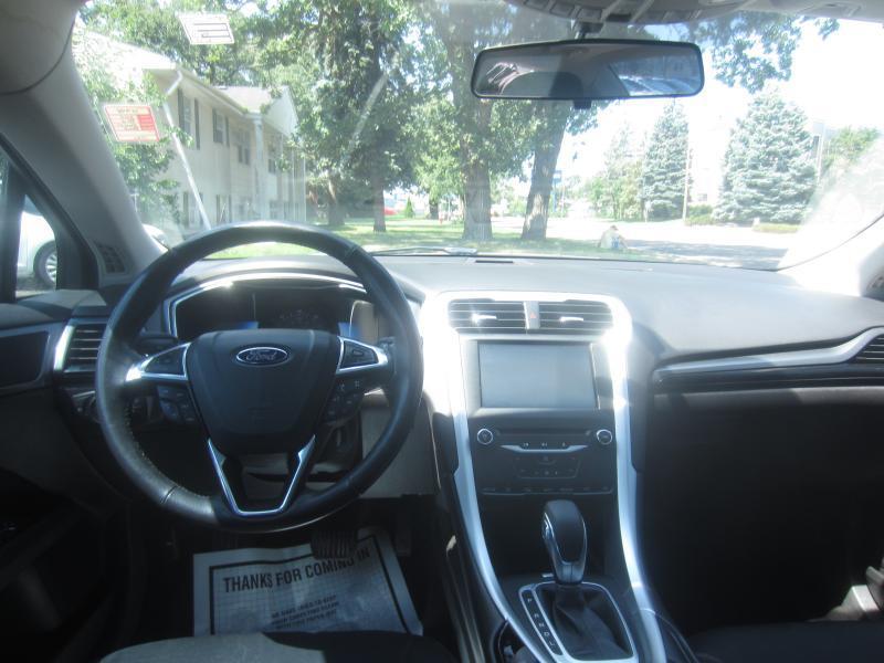 Ford Fusion Hybrid SE 2014