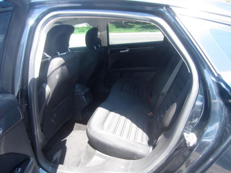 Ford Fusion Hybrid SE 2014