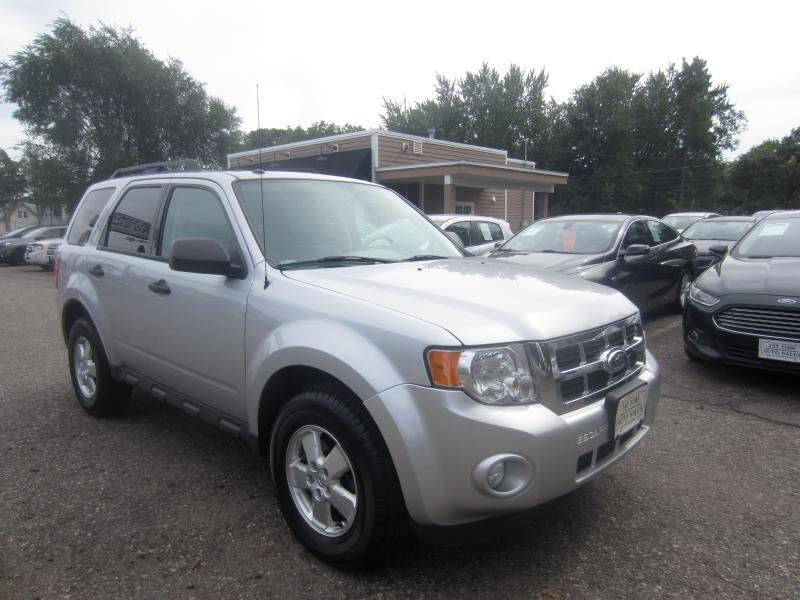 Ford Escape XLT 4WD 2012