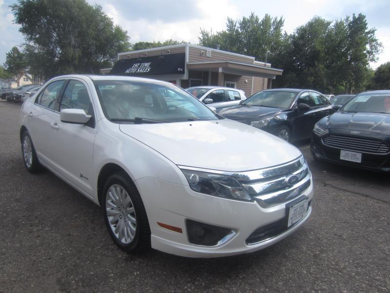 Ford Fusion Hybrid Sedan 2011