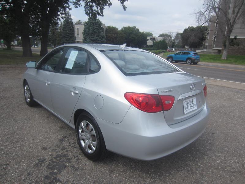 Hyundai Elantra GLS 2010