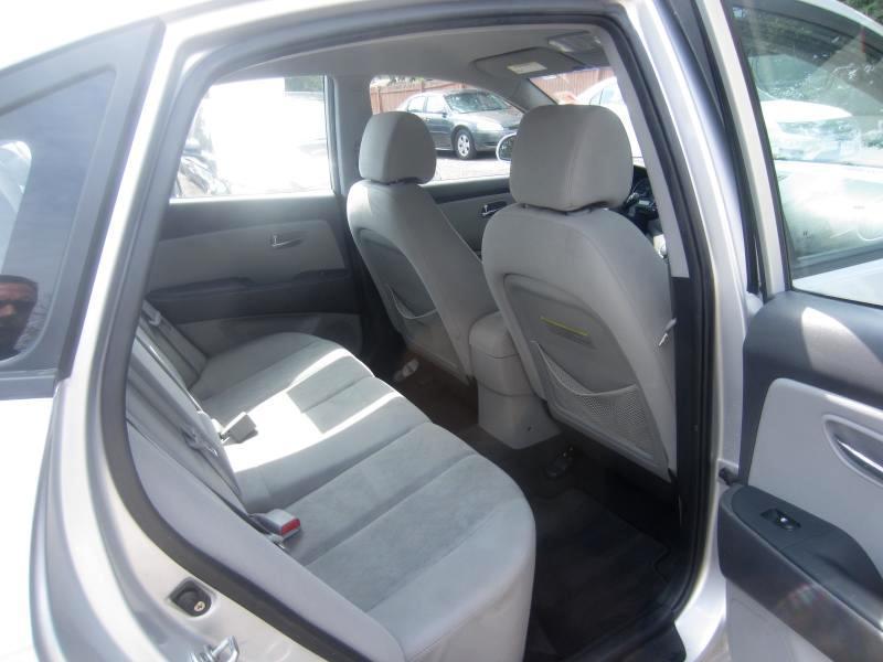 Hyundai Elantra GLS 2010
