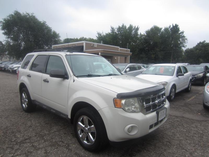 Ford Escape XLT FWD 2011