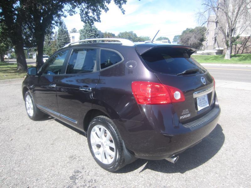 Nissan Rogue SL AWD 2012
