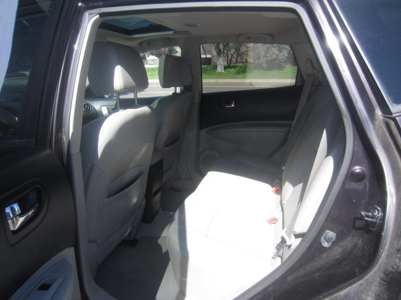 Nissan Rogue SL AWD 2012