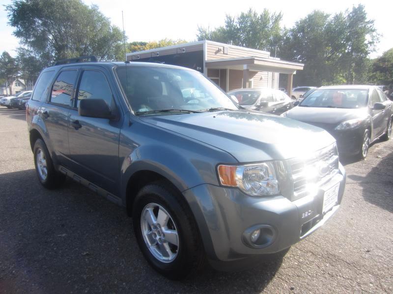 Ford Escape XLT FWD 2012